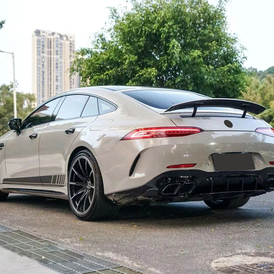 Benutzerdefiniertes Logo akzeptiert AMG GT C190 W290-GT63 Hinterlippen-Ausläuferanlage Modifikation für Benz