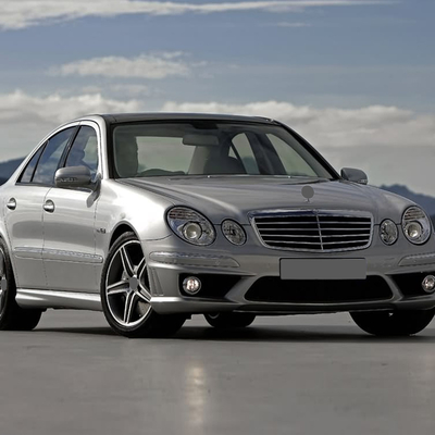 Passen Sie Ihre Mercedes Benz E-Klasse W211 2004-2008 mit unserem Morden Luxus Body Kit an