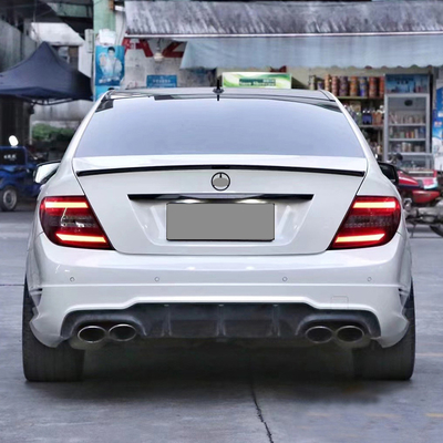 Morden Luxury Rückstoßfänger Diffuser PP Kunststoff für Mercedes-Benz C-Klasse W204 Upgrade