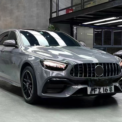 E-Klasse W213 2016- AMG 21-23 Body Kit Autobumper Vorderlippe Hinterdiffuser Auspuff Tipps Seitenröcke für Benz