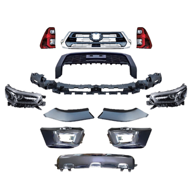 Toyota's Stil mit diesem LED-Lichtschutzschirm-Körper-Kit aus dem Nahen Osten