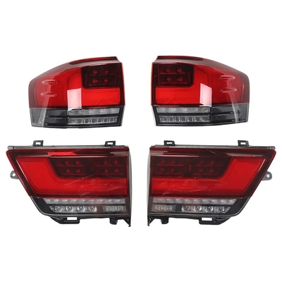 Land Cruiser LC300 mit 2022 LED Hecklichtern und Bremssignallichtern