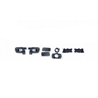 Auto-Ausstattung Toyota Land Cruiser LC300 2022 Frontstoßfänger Upgrade mit Farb-ABS