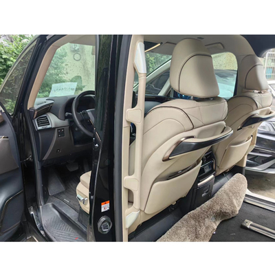 Toyota Alphard 2024 mit Glitter-Innenraum-Kits und Mitteltür-Armlehne anpassen